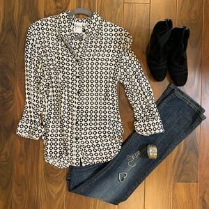 COPY - Finley Graphic Black & White Tailored Blouse